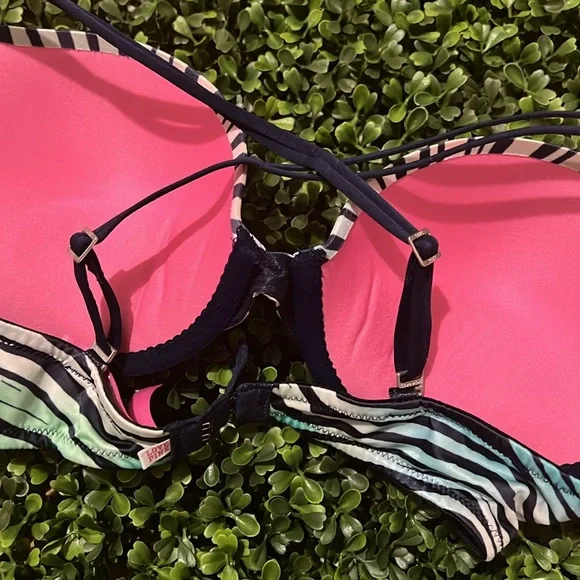 PINK Victoria’s Secret 34C Zebra blue/Green pattern, Push Up Bra - Picture 7 of 8